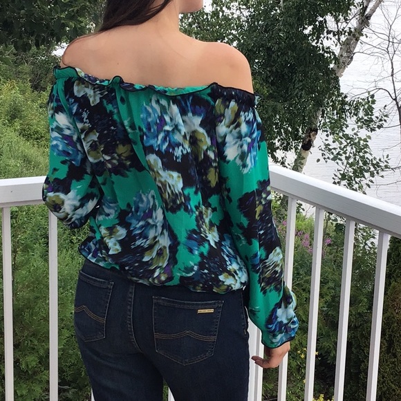 Off the shoulder blouse, M - Picture 4 of 8